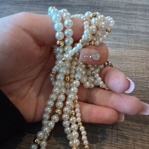 Elegant Pearl and Gold Beaded Necklace